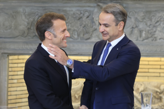 Ο Μακρόν στην Αθήνα: Αδιαπραγμάτευτη η ρήτρα αμοιβαίας συνδρομής και η στρατηγική συμμαχία Ελλάδας Γαλλίας